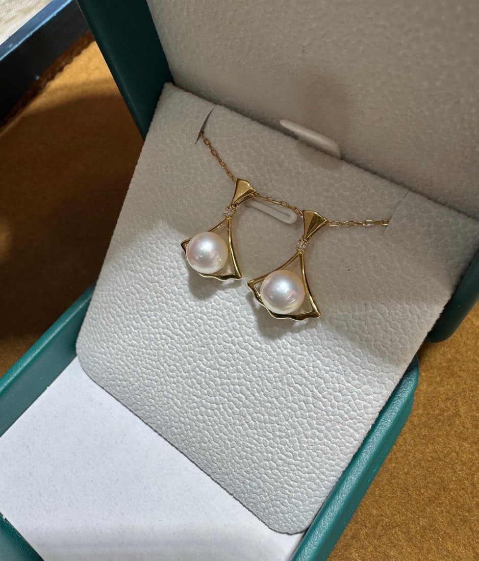 18K Gold Akoya Sea Pearl Pendant - 4