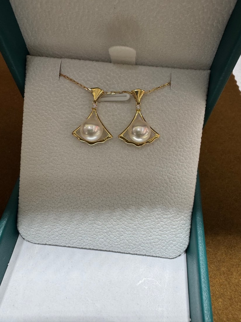 18K Gold Akoya Sea Pearl Pendant - 6