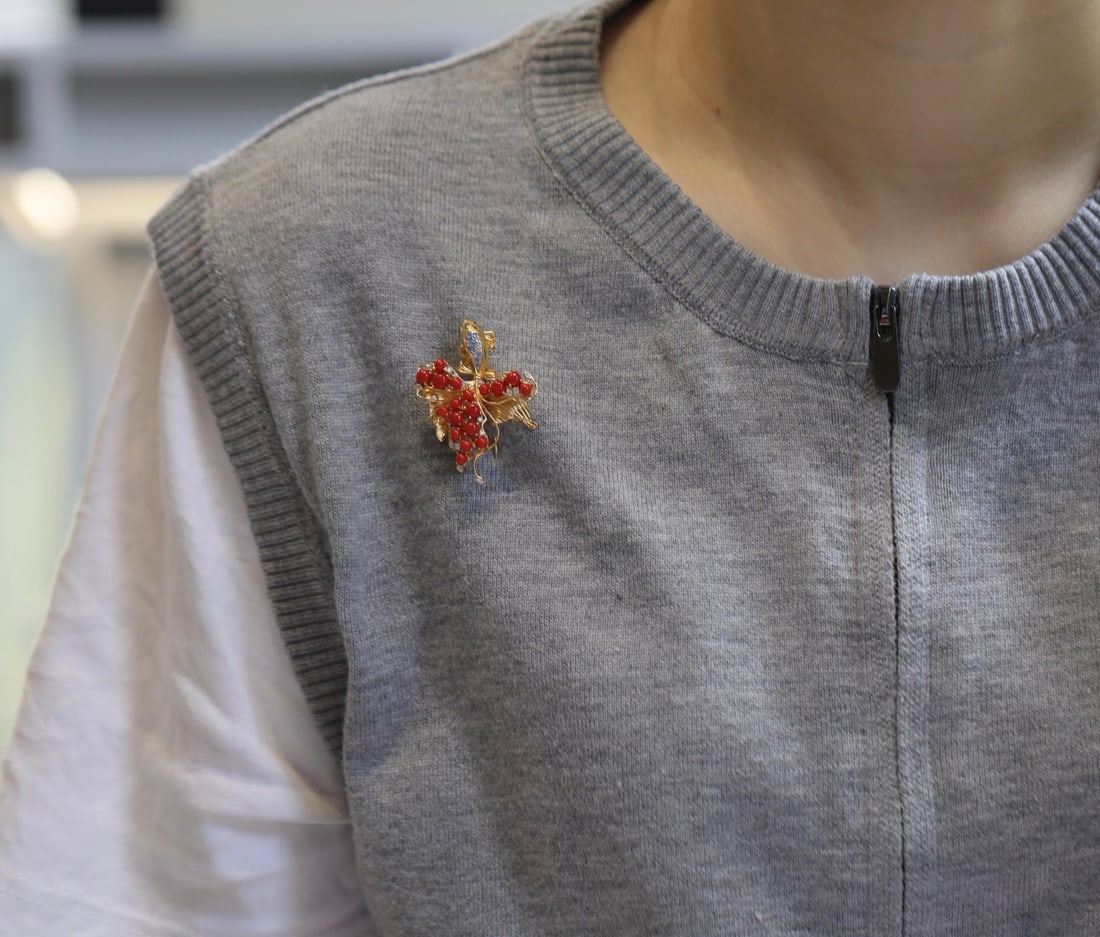 S925 silver inlaid red coral brooch pendant - 4