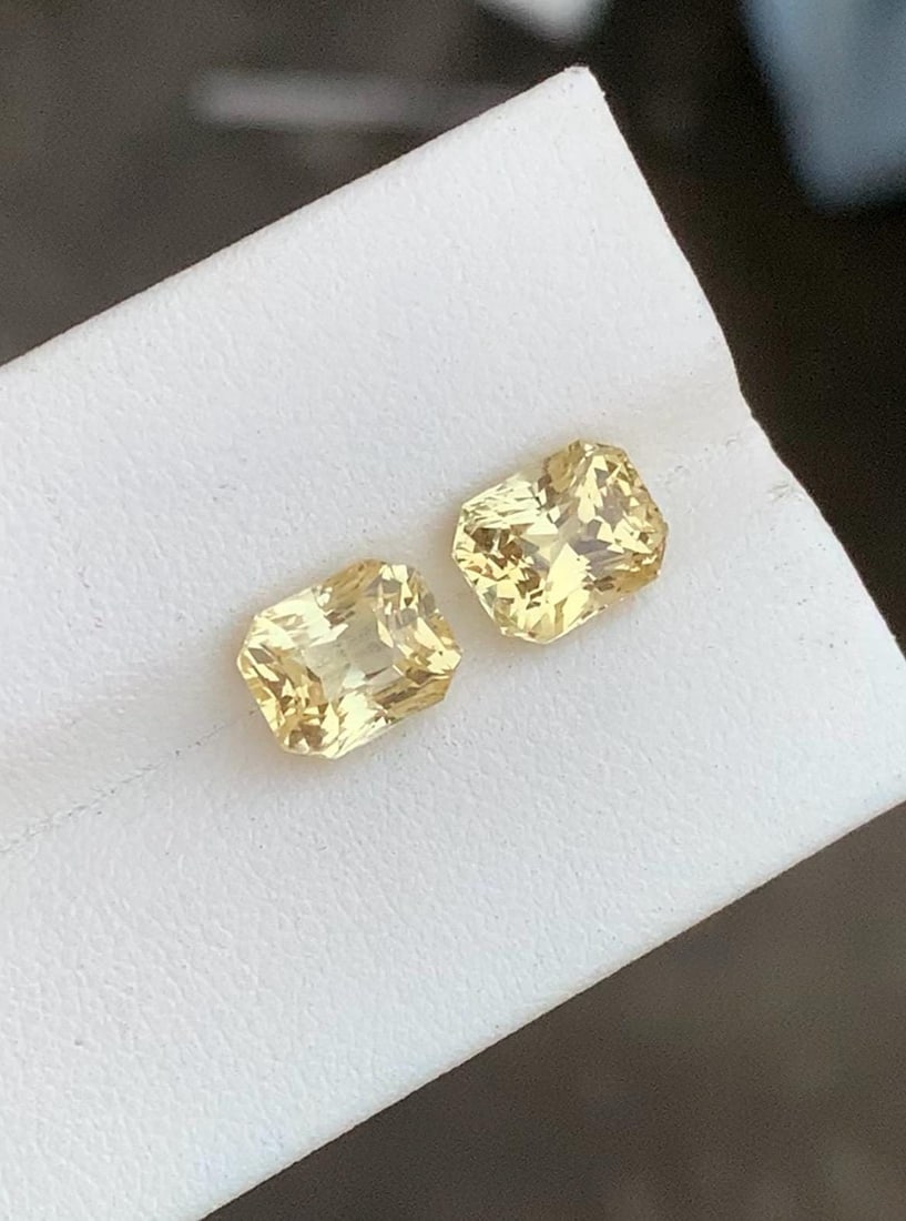 5.80 CT No Heat Yellow Sapphire Gemstone Radiant Cut Pair , Sri Lanka - 3