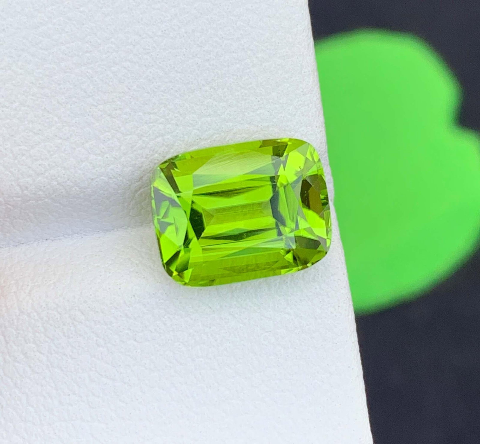 Natural Peridot Gemstone: 4.44 Carat Cushion Cut, August Birthstone - 2