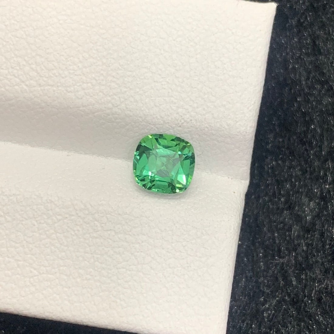 Forest Green Tourmaline Gemstone: 0.95 Carat Cushion Cut Stone - 2