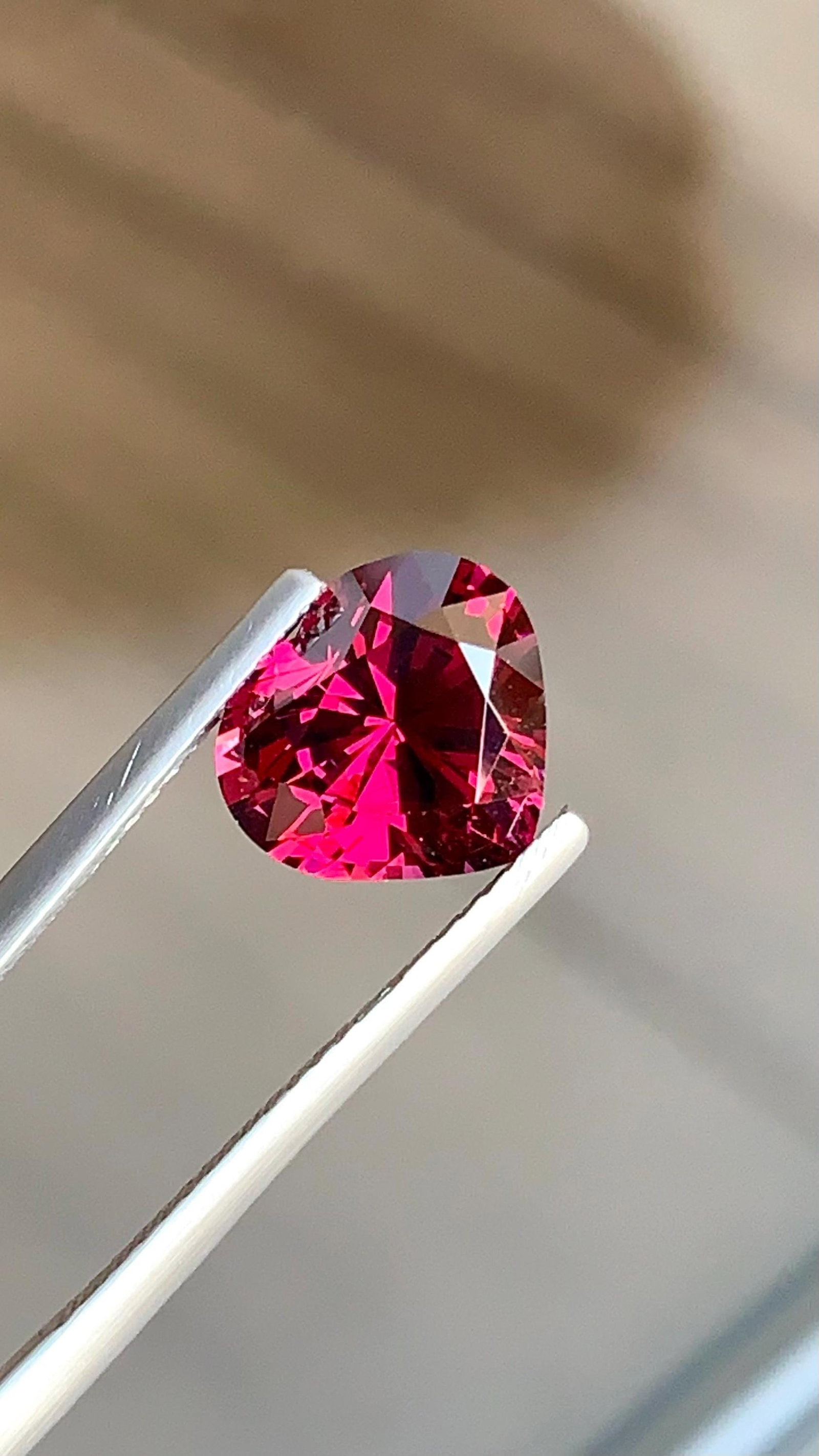 Tanzania Pinkish Red Garnet Gemstone: Heart Cut, 3.365 Carat - 4