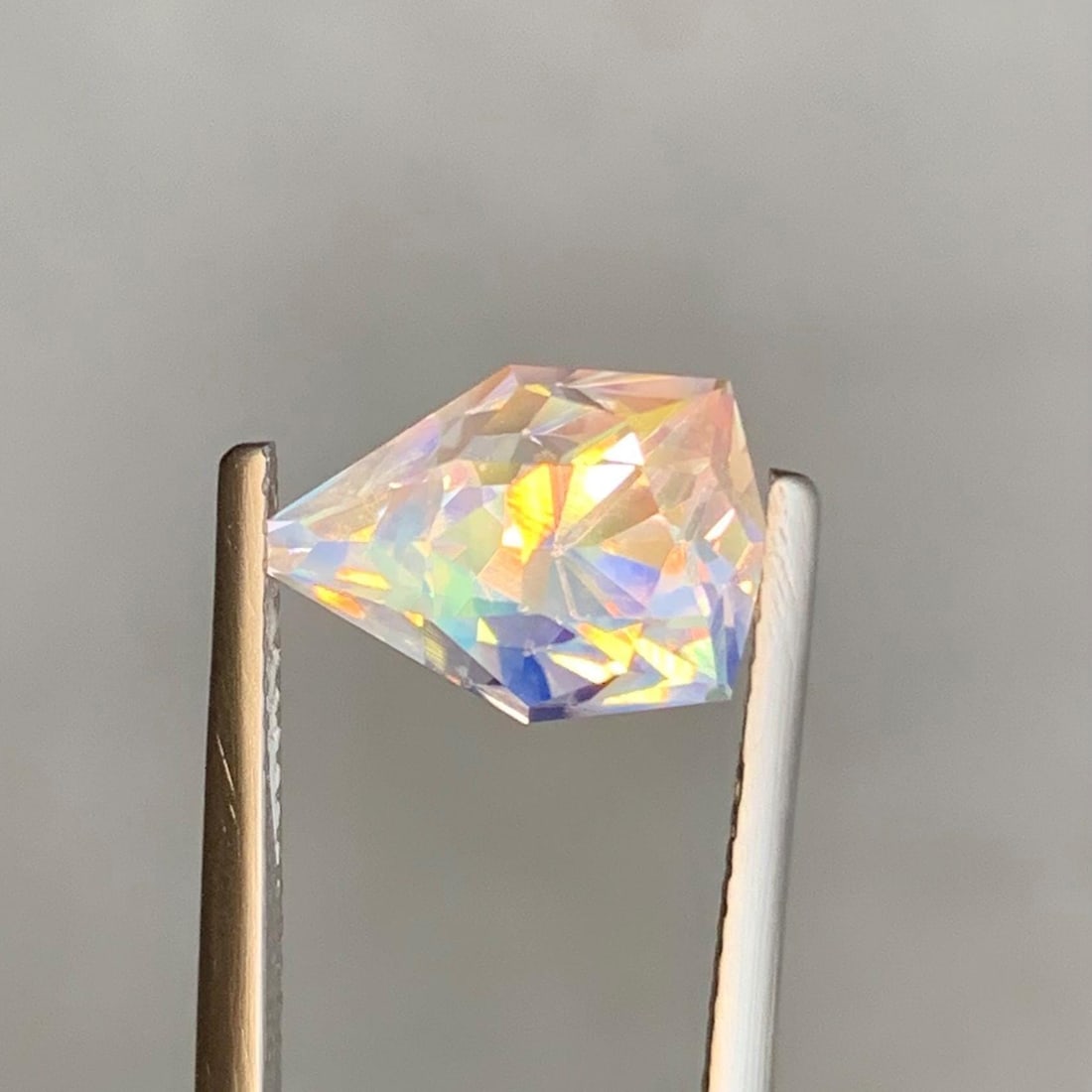 Natural Moonstone Fancy Cut Kite , From Srilanka , 3.49 CT - 2