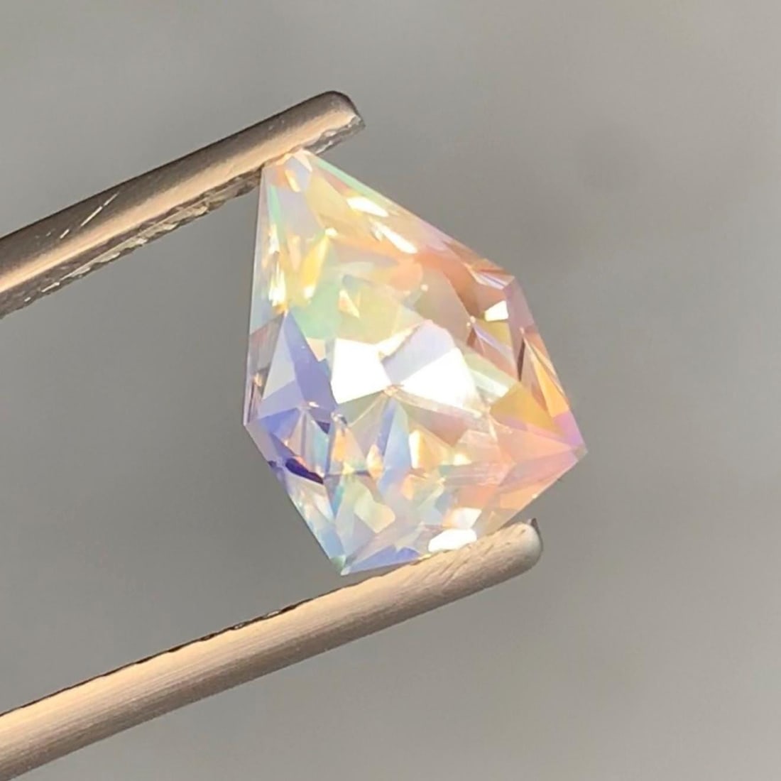 Natural Moonstone Fancy Cut Kite , From Srilanka , 3.49 CT - 5