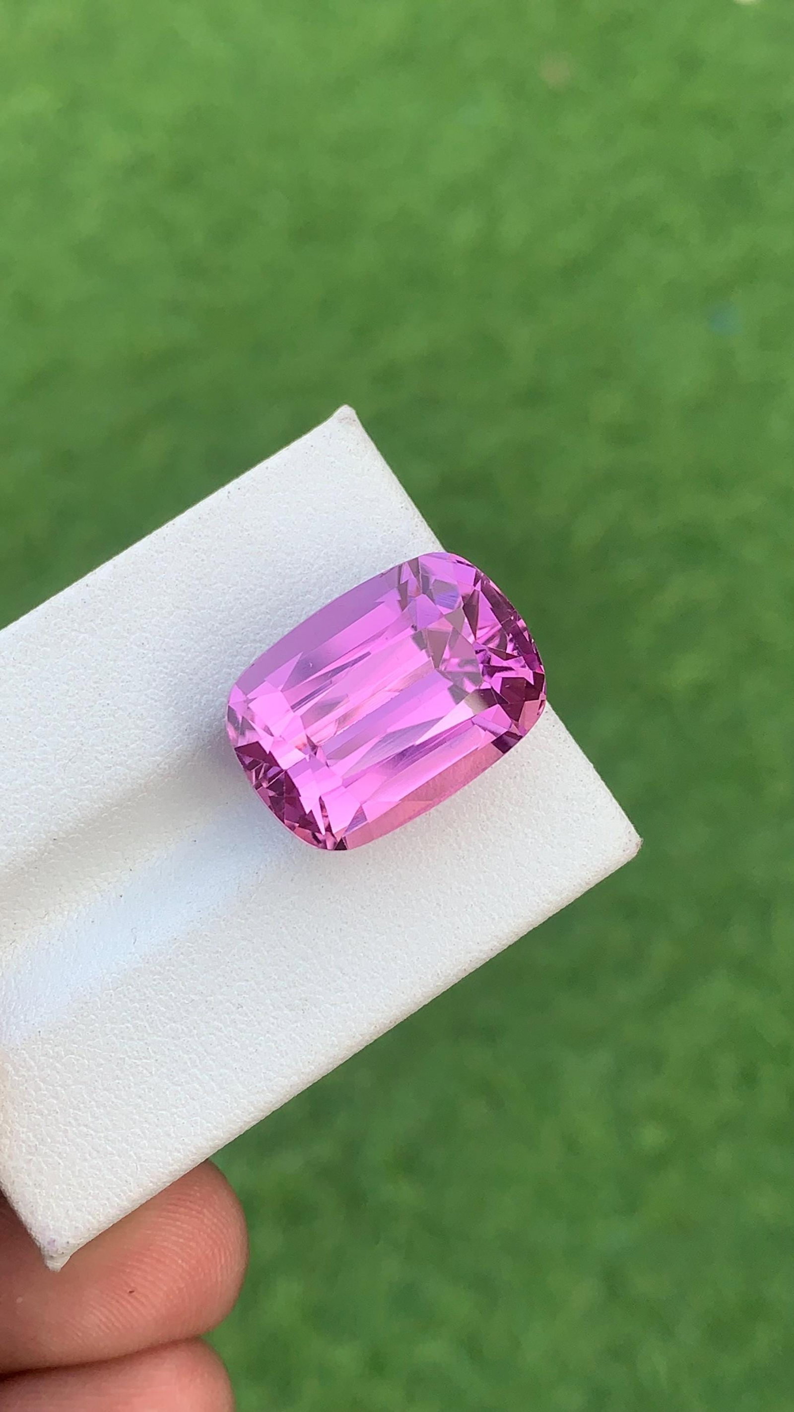 23.30 Carat Necklace Size Kunzite Cushion Cut Gemstone From Afghanistan - 4