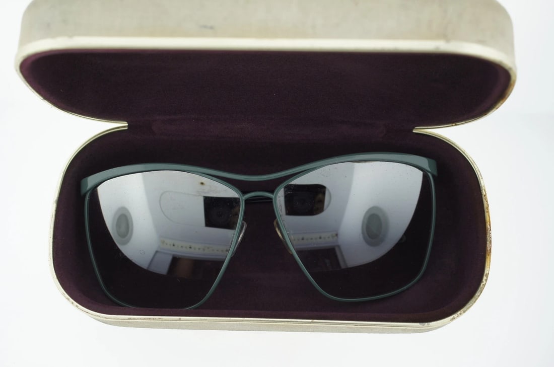 STELLA MCCARTNEY MADE IN ITALY AUTHENTIC GLASSES SHADES SUNGLASSES CASE GREEN - 5