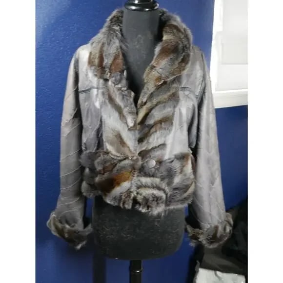 Beautiful BoHo Purple Fox paw Fur reversible Coat Jacket Burning Man - 6