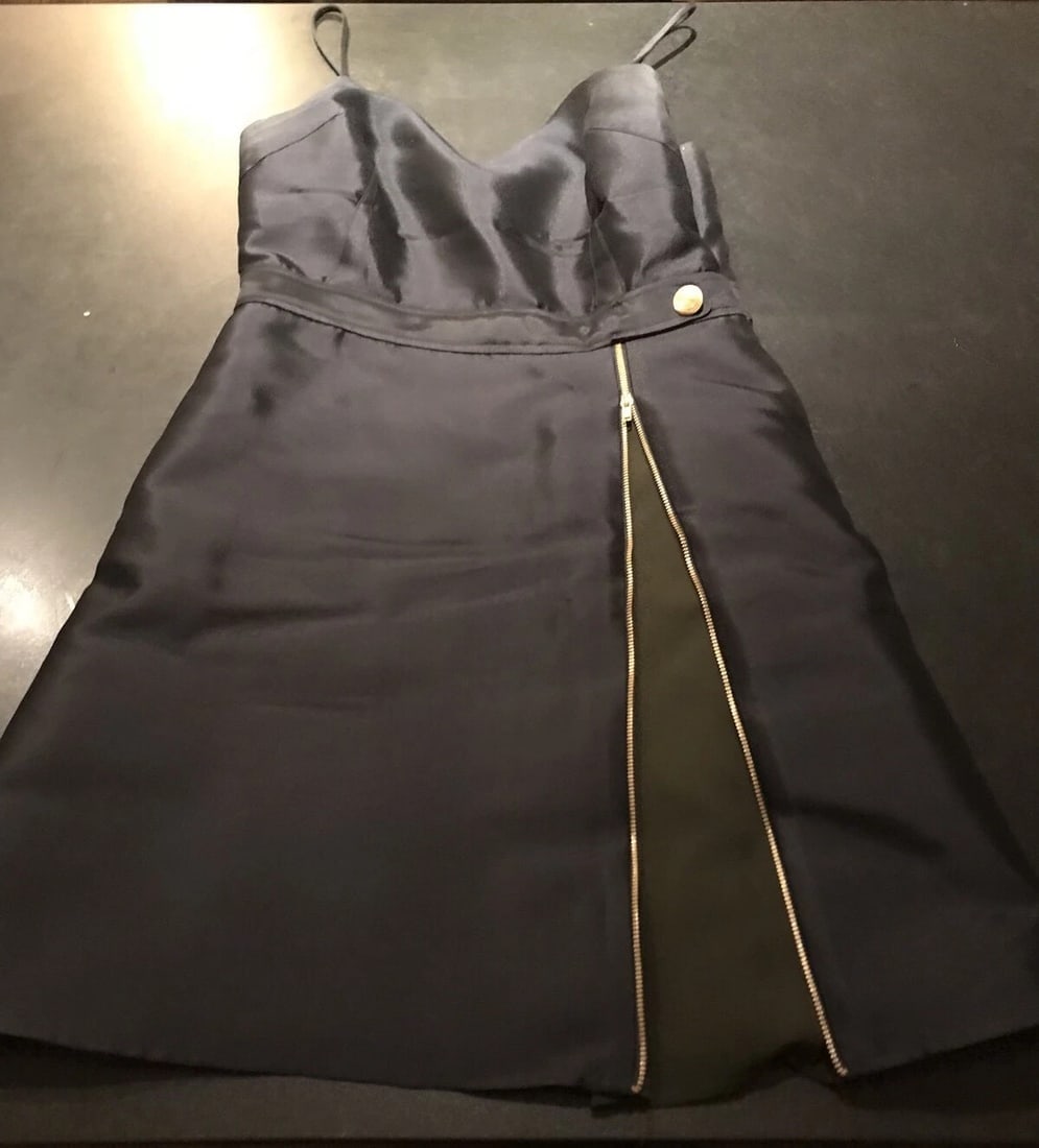 Cute Harvey Faircloth Black Dress Size 4 (1 of 8)