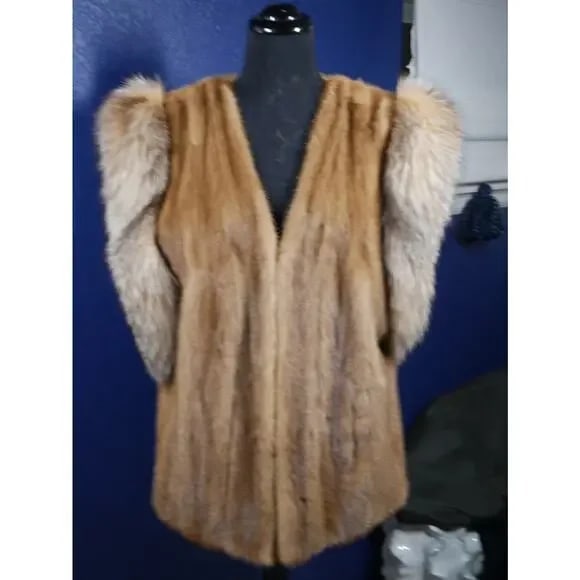 Gorgeous Mink & Crystal Fox Fur Vest Gilet Coat Jacket (1 of 5)