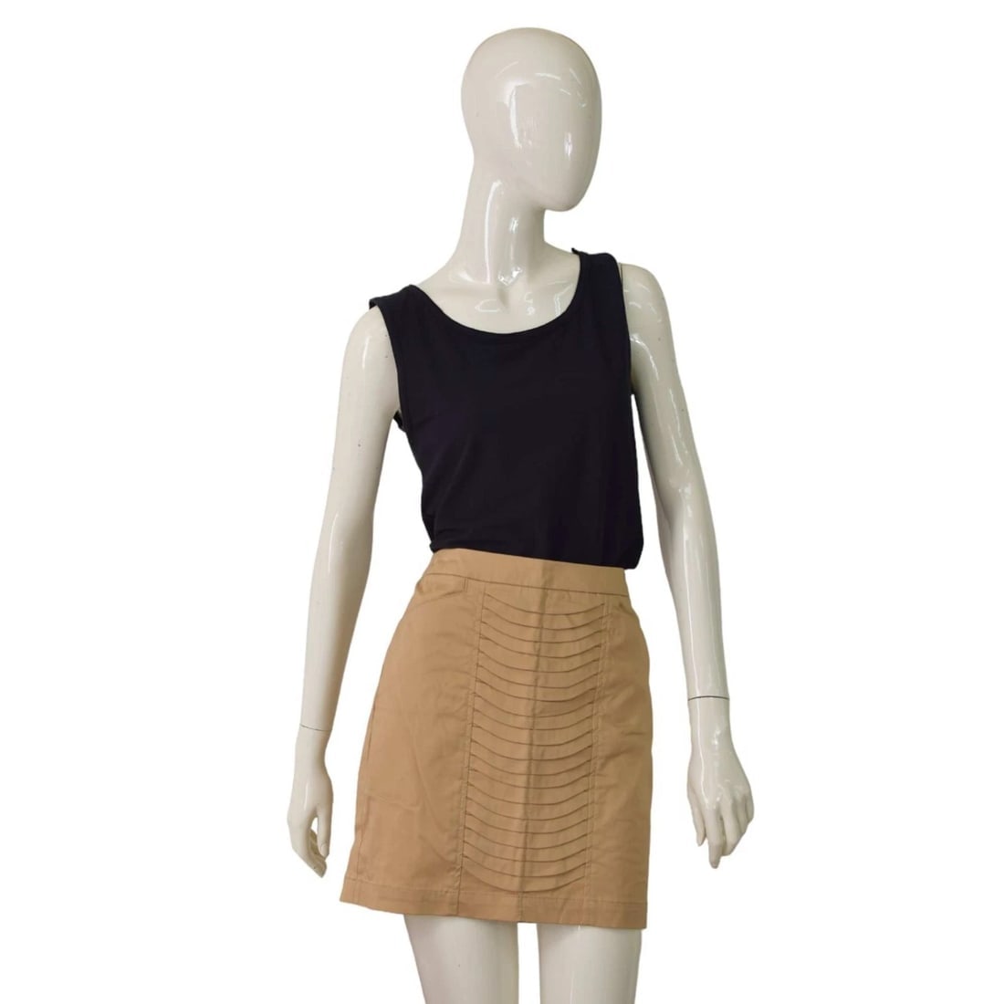 Willi Smith Beige Small Pleats Zipper Short Mini Length Skirt Size 2: Title:Willi Smith Beige Small Pleats Zipper Short Mini Length Skirt Size 2Description:Willi Smith Beige Small Pleats Zipper Short Mini Length Skirt Size 2 This fabulous skirt with impressive small