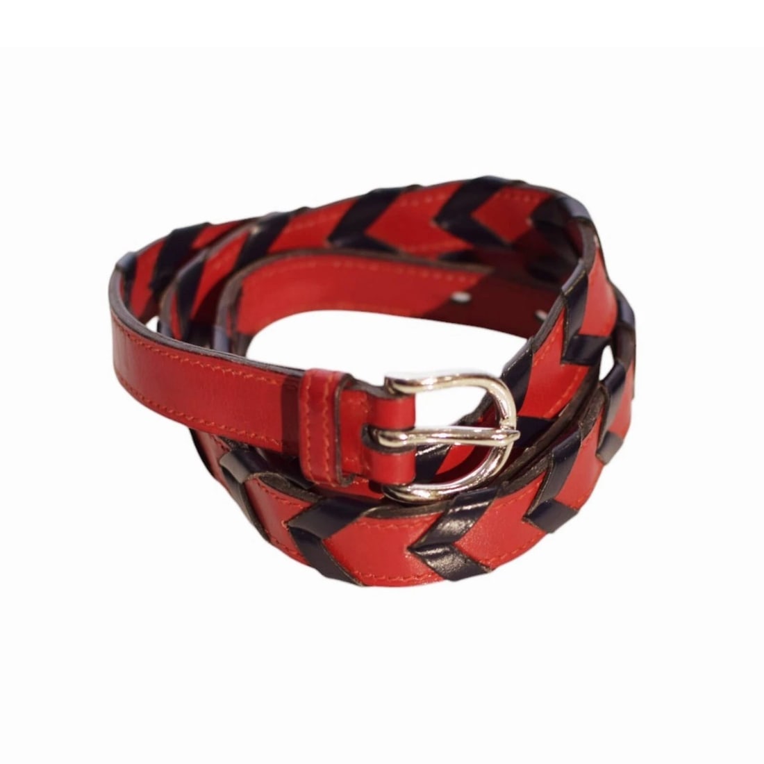 Hermes Red & Black Braided Leather Thin Skinny Women's Waist BELT: Title:Hermes Red & Black Braided Leather Thin Skinny Women's Waist BELTDescription:Hermes Red & Black Braided Leather Thin Skinny Women's Waist BELT This luxurious belt is crafted from red and black