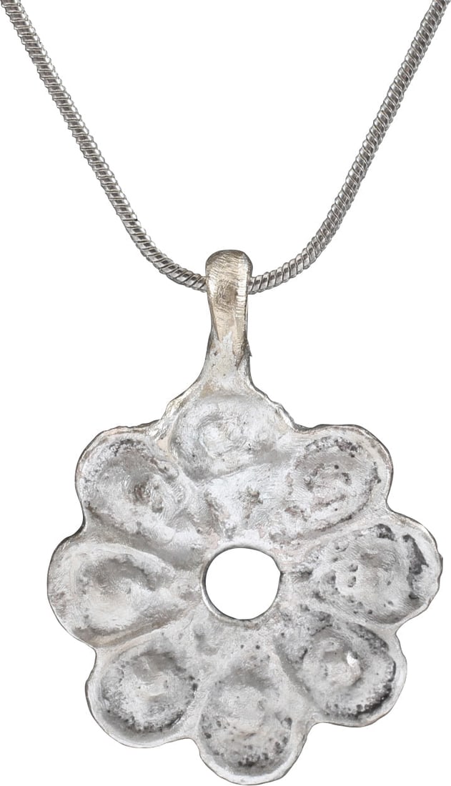 ROMAN WHEEL OF FORTUNE AMULET NECKLACE, 5TH-7TH CENTURY AD. (1 of 4)