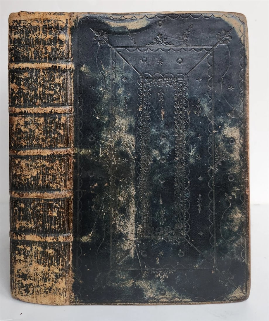 1764 BOOK OF COMMON PRAYER in ENGLISH antique: Title: 1764 BOOK OF COMMON PRAYER in ENGLISH antique Description: Book of Common Prayer Cambridge, 1764 Bound with A New Version of the Psalms of David at rear. Bound in period calf, spine with raised