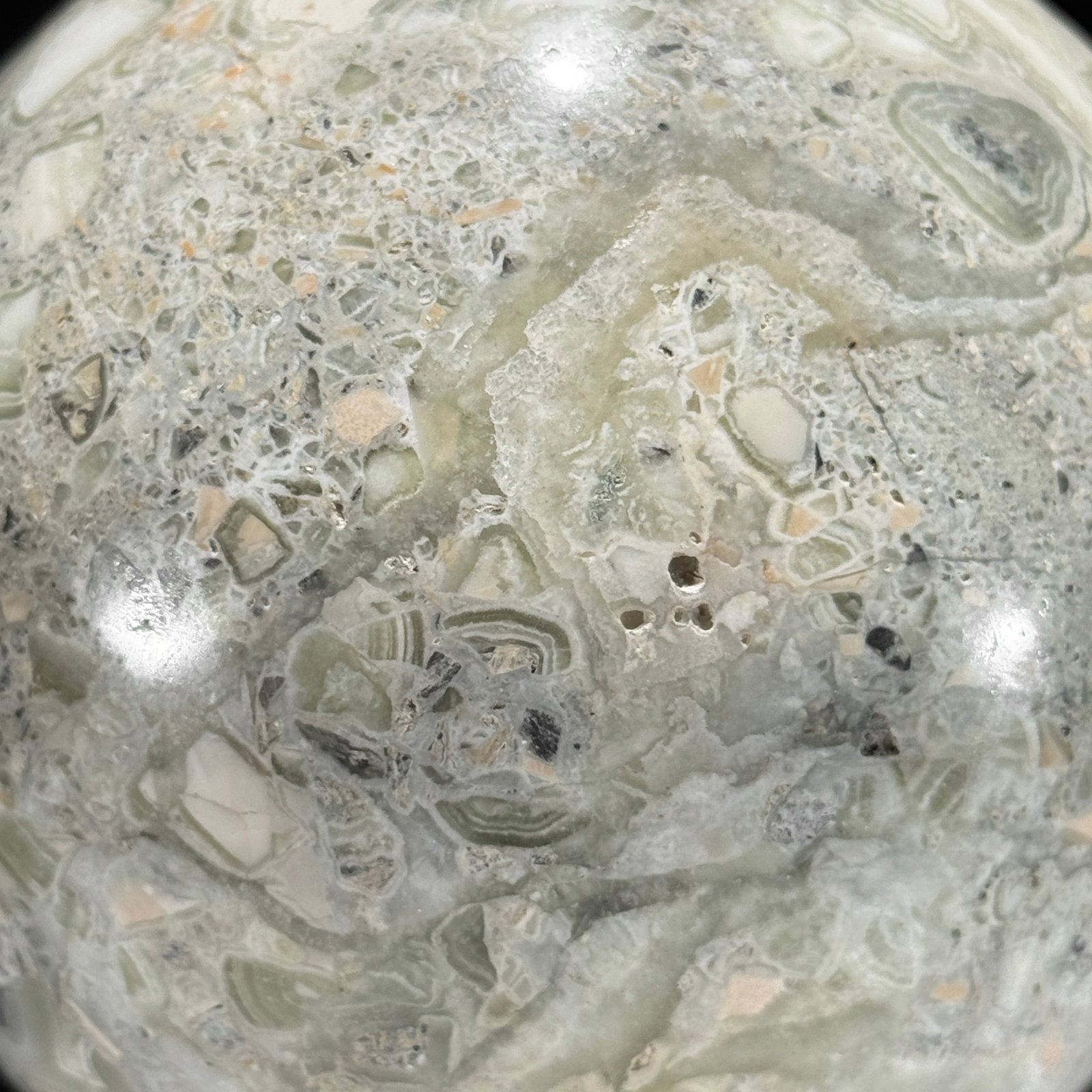 Wonderful set of an onyx sphere and a crystal cube cluster with stands - 4