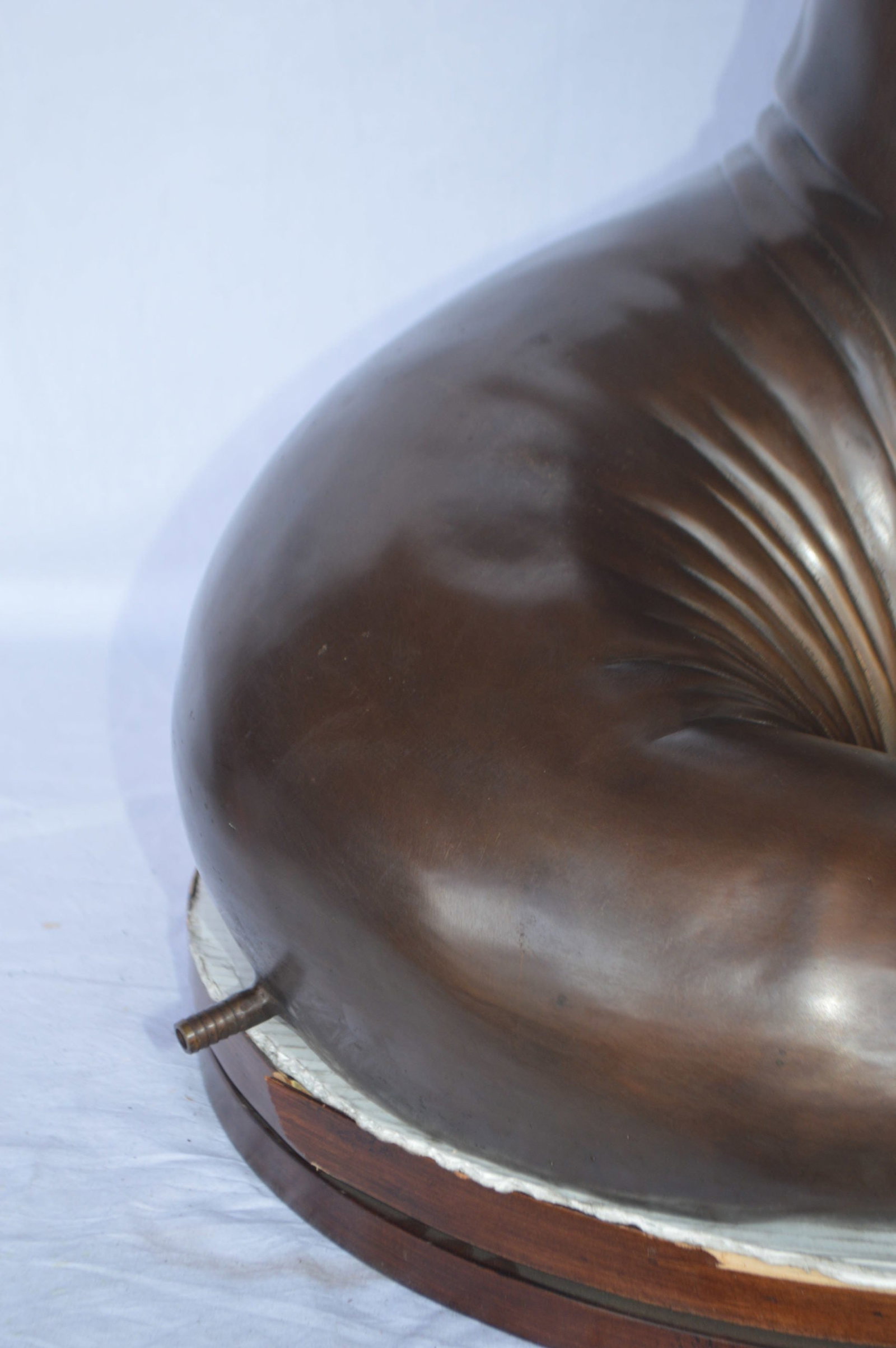 Seal Fountain made of bronze statue - Size: 35"L x 24"W x 27"H. - 5