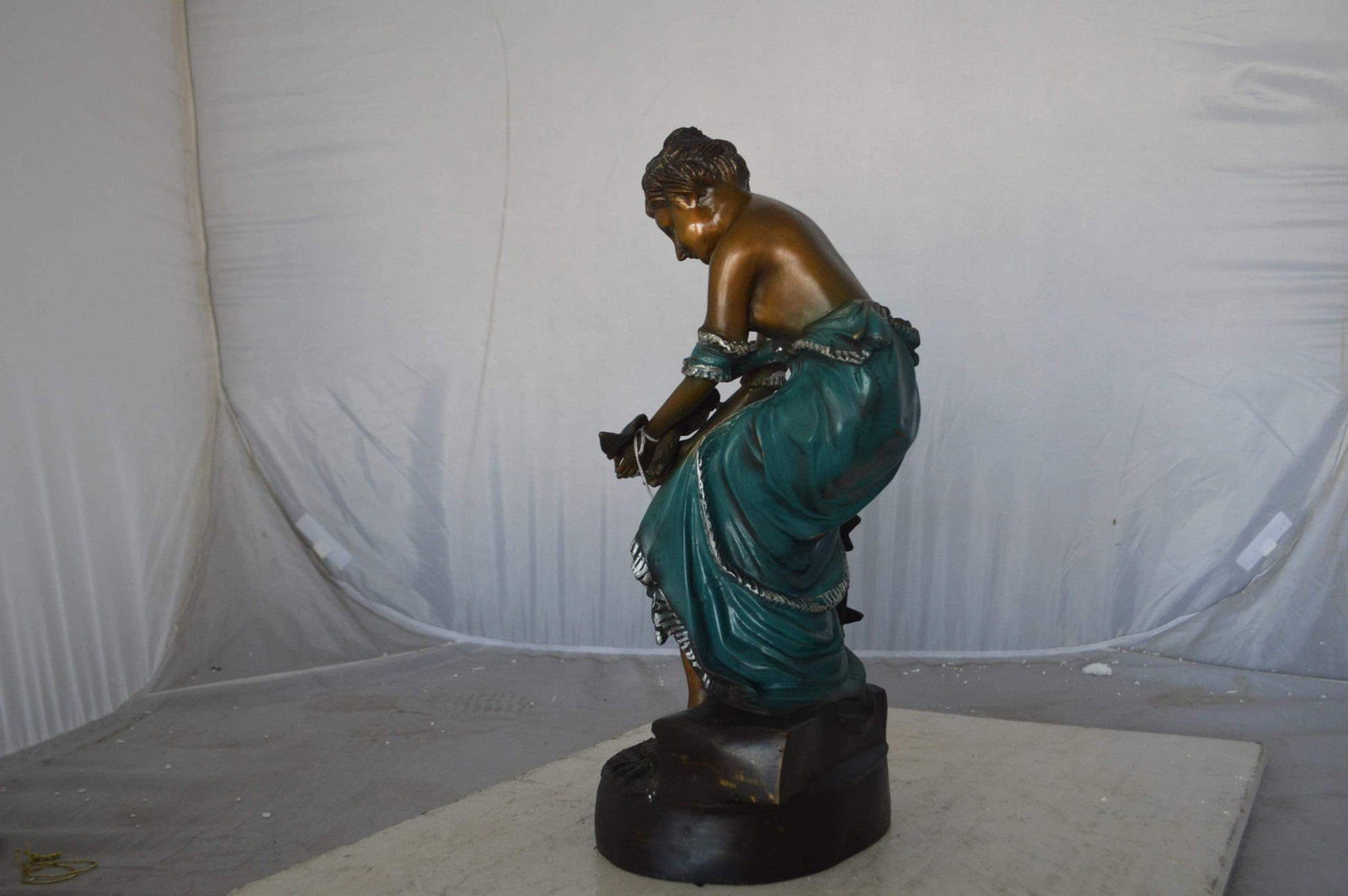 Lady holding a bird bronze statue - Size: 10"L x 9"W x 20"H. - 7