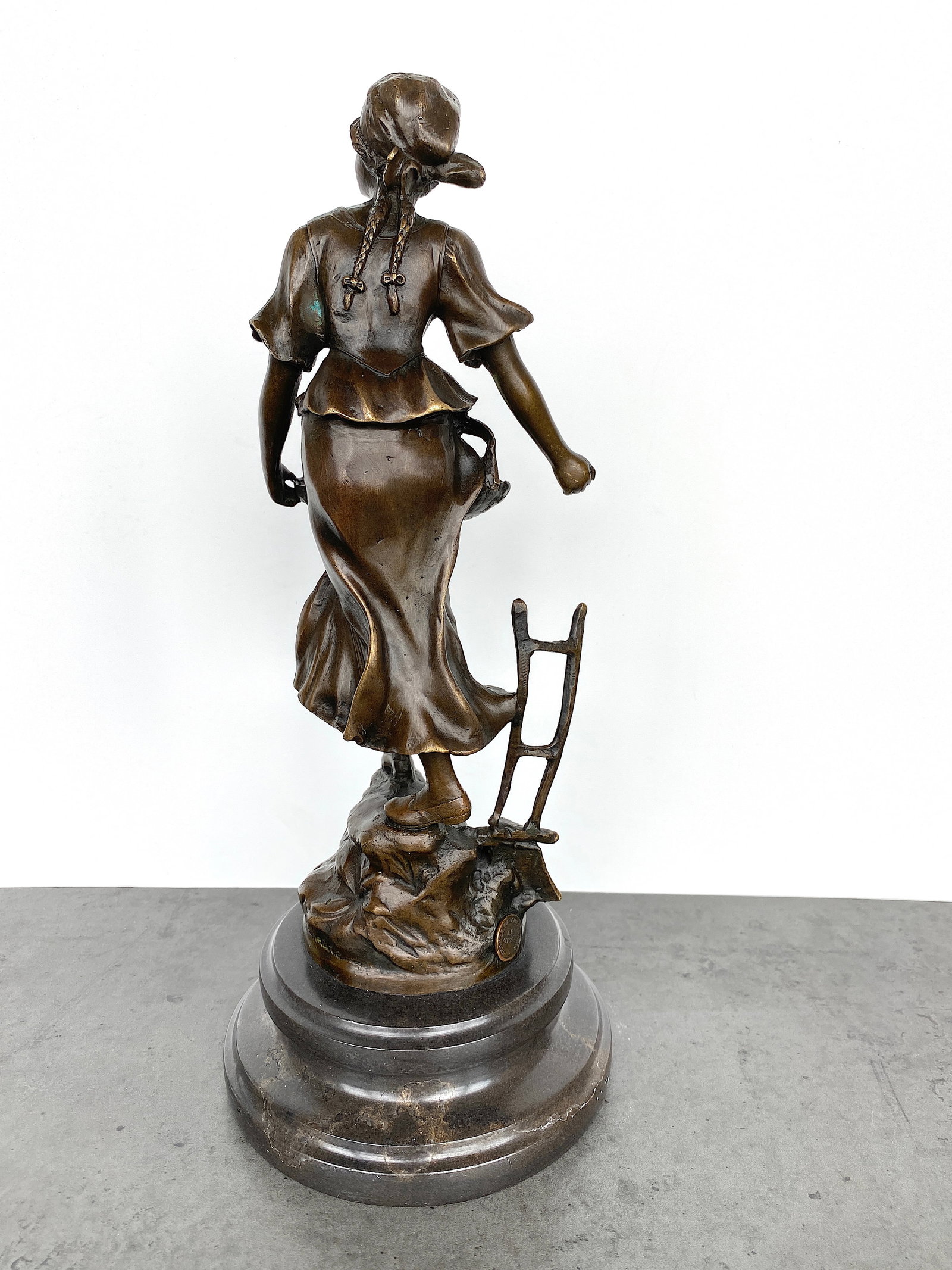 Sign. Bronze statue "The Sower" with marble base - 3