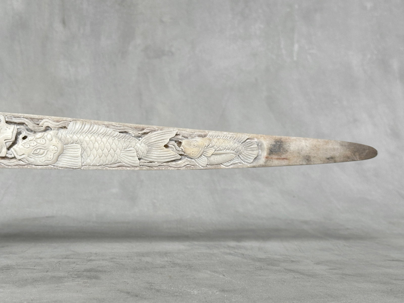 Stunning large carved swordfish tusk - Japanese koi motif - 9