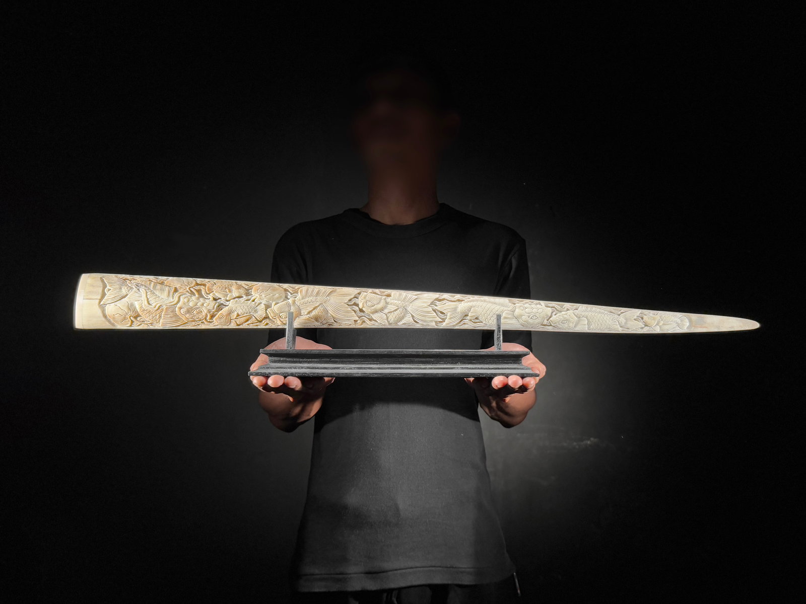 Stunning large carved swordfish tusk - Japanese koi motif - 2