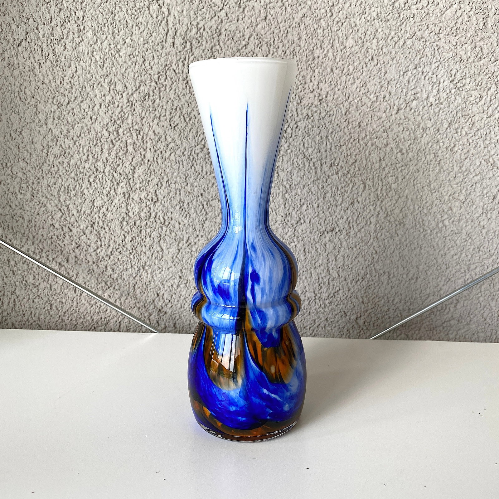 Handmade blown glass vase - 3