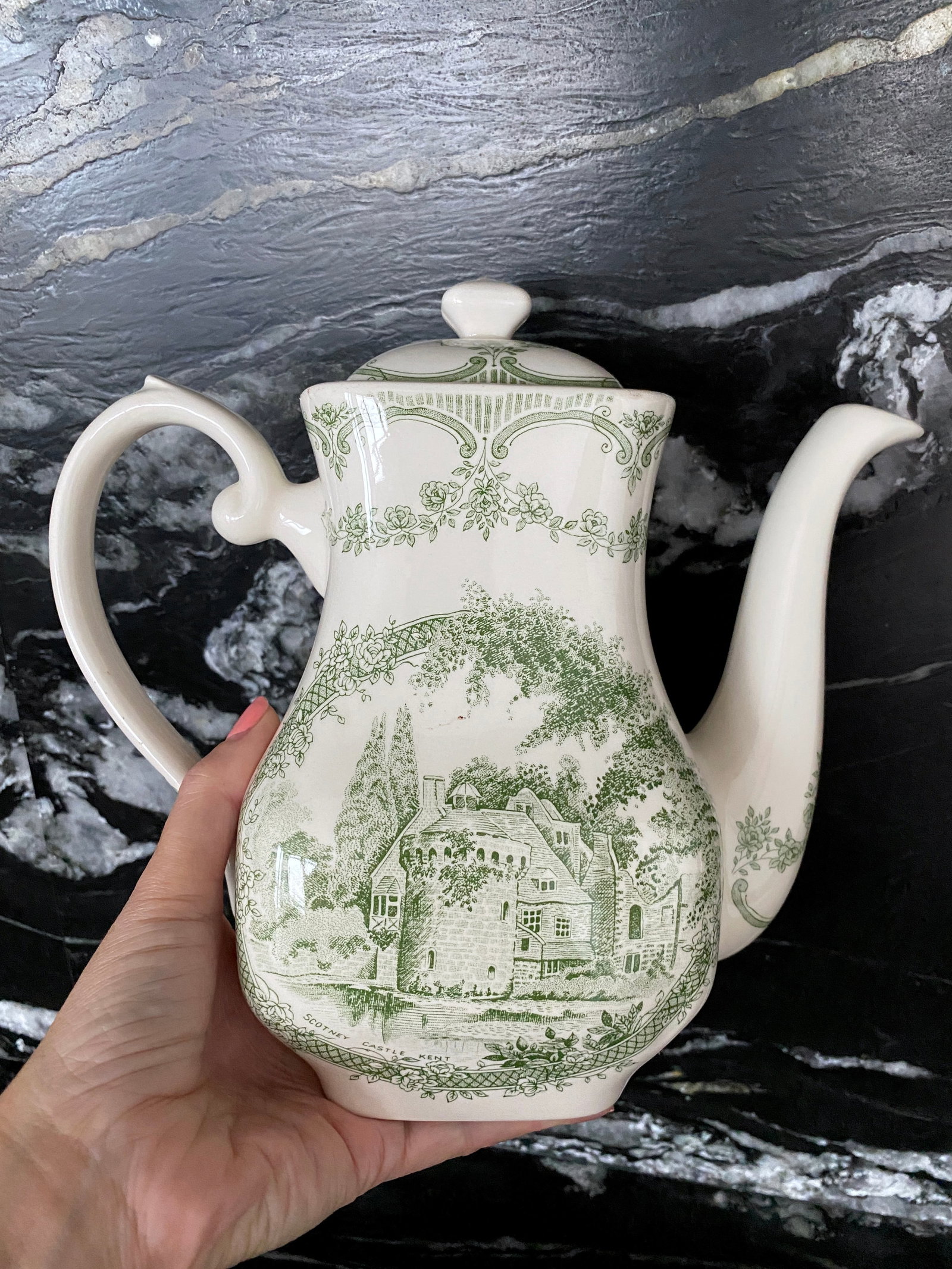 Antique Porcelain Tea pot - 10