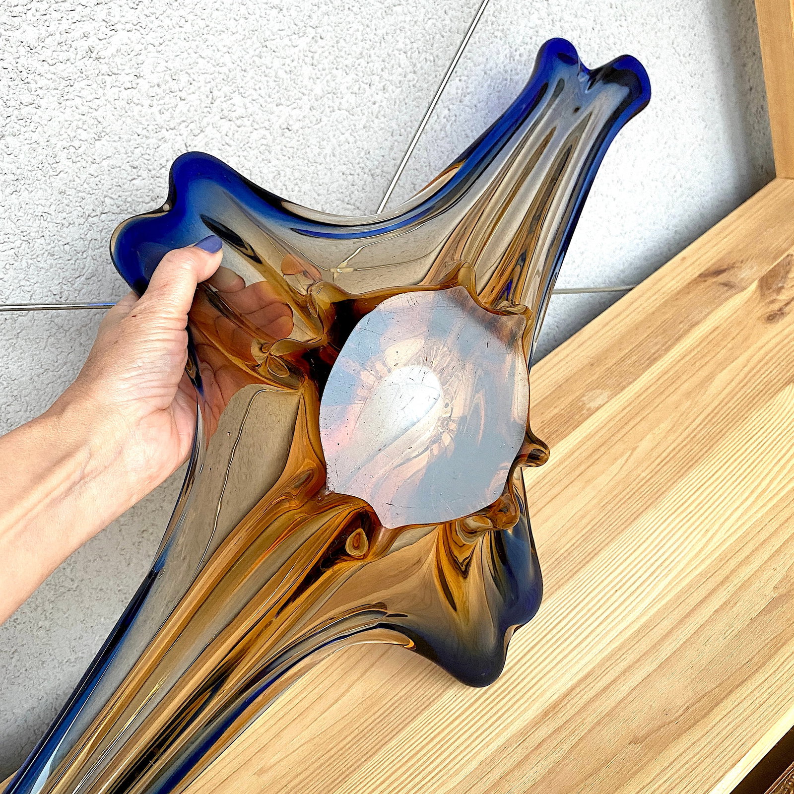Vintage handcrafted Vase made from blown glass - 9
