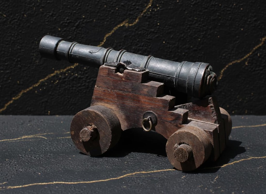 Decorative English Naval Cannon Model, XVI and XVII Century Replica Made in Mexico (1 of 18)
