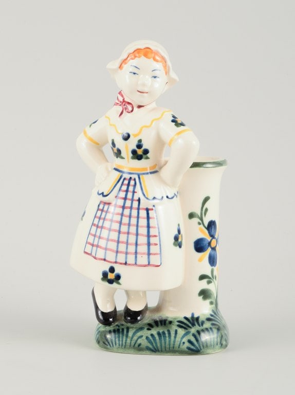 Children's Aid Day figure. "Pernille". Aluminum No. 2662. (1 of 4)