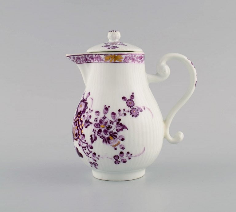 Antique and rare Meissen mocha pot in hand-painted porcelain. Purple flowers and gold decoration.: Title: Antique and rare Meissen mocha pot in hand-painted porcelain. Purple flowers and gold decoration. Early 19th century. Description: Antique and rare Meissen mocha pot in hand-painted porcelain.