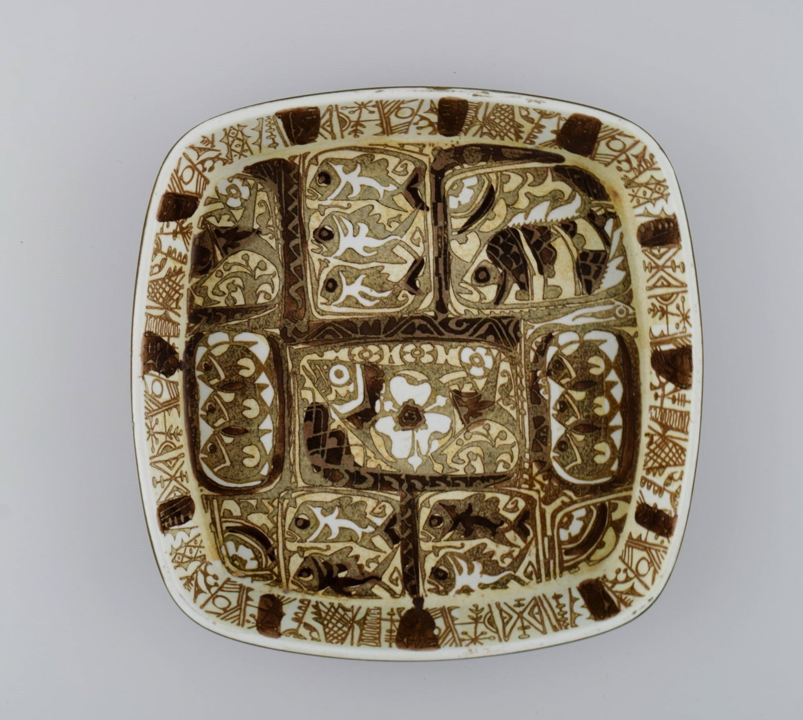 Nils Thorsson and Johanne Gerber for Aluminia, Royal Copenhagen. Square Baca dish decorated with (1 of 6)