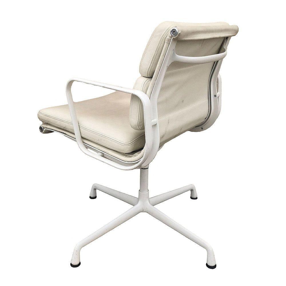 White Eames EA208 Leather Soft Pad Chair by Herman Miller, Set of 4 - 5