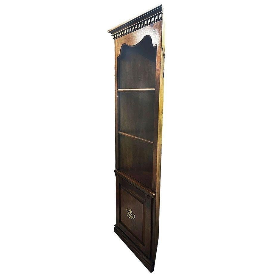 Colonial Style 4 Tier Oak Cupboard Corner Display Cabinet w/ Light - 10