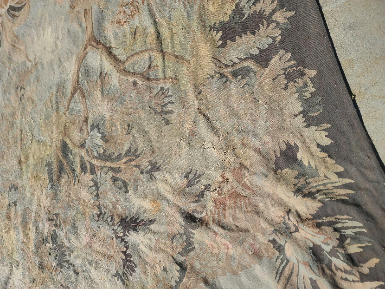 14' Foot Trans Atlantic Wool Tropical Palm Theme Area Rug - 18