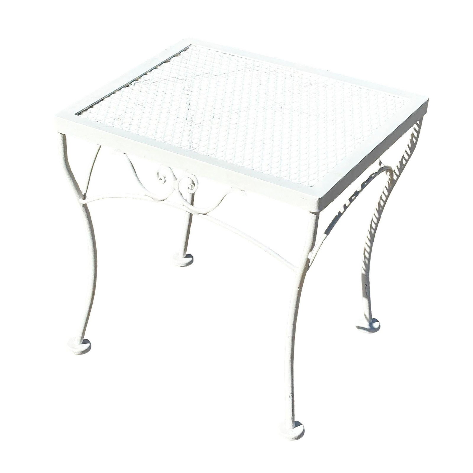 Refinished Mid-Century Wrought Iron Outdoor Patio Scrolling Side Table, Woodard - 3