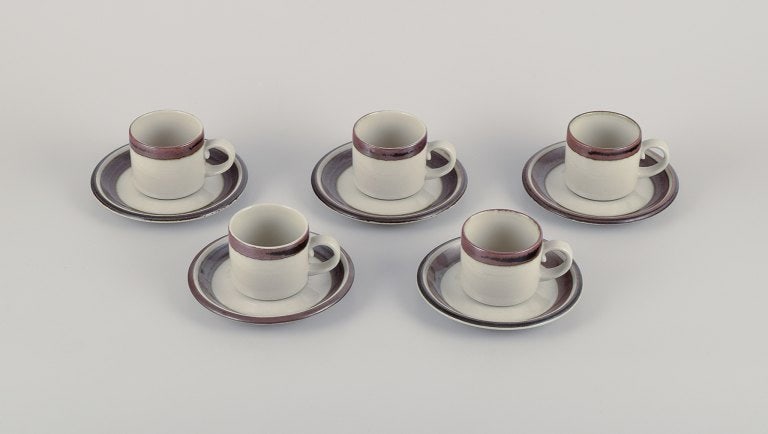 Arabia, Finland. "Karelia". Five sets of coffee cups and saucers in stoneware. (1 of 6)