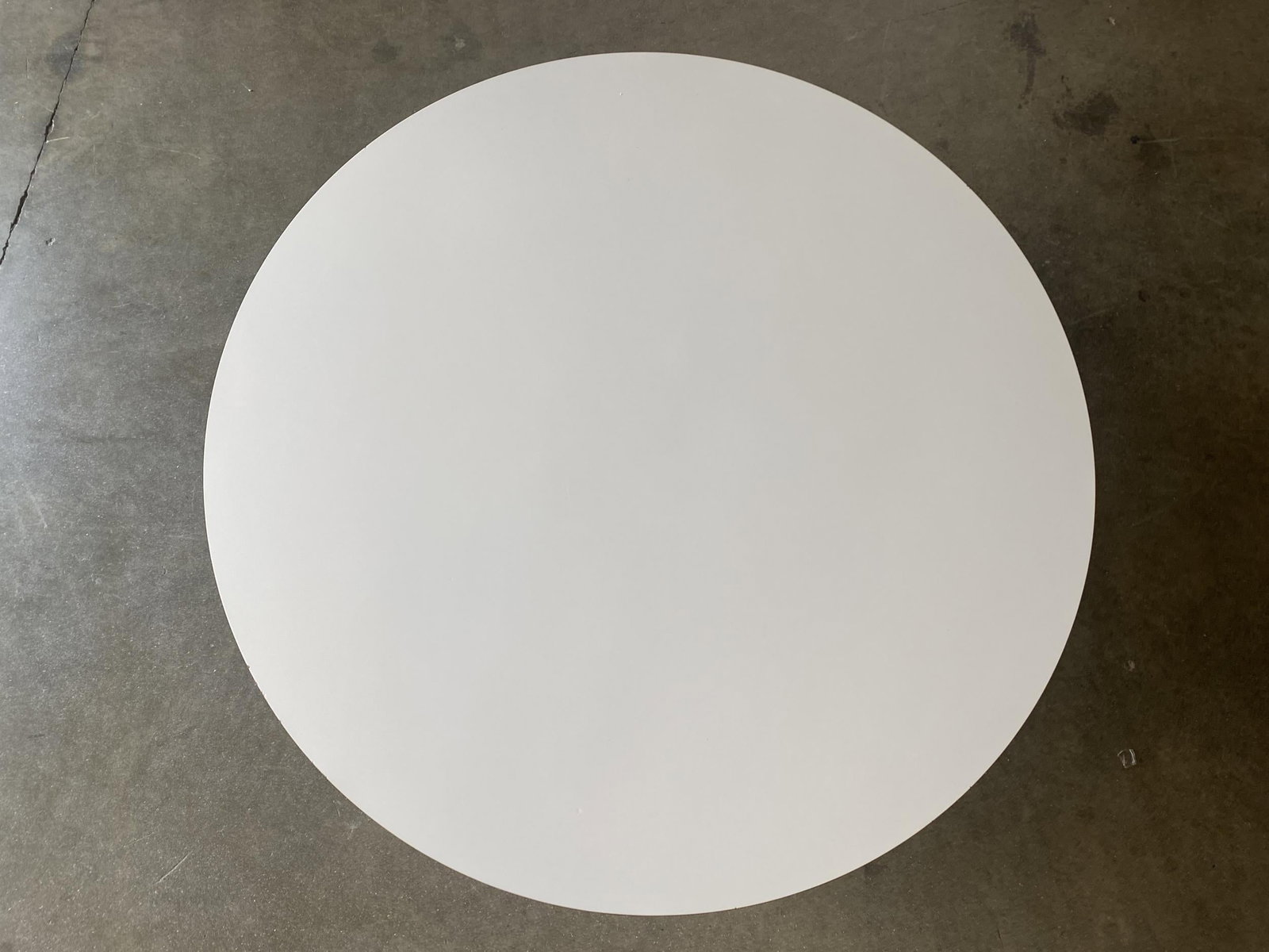 Large Danish Mid-Century Round Coffee Table with White Laminate Top - 3
