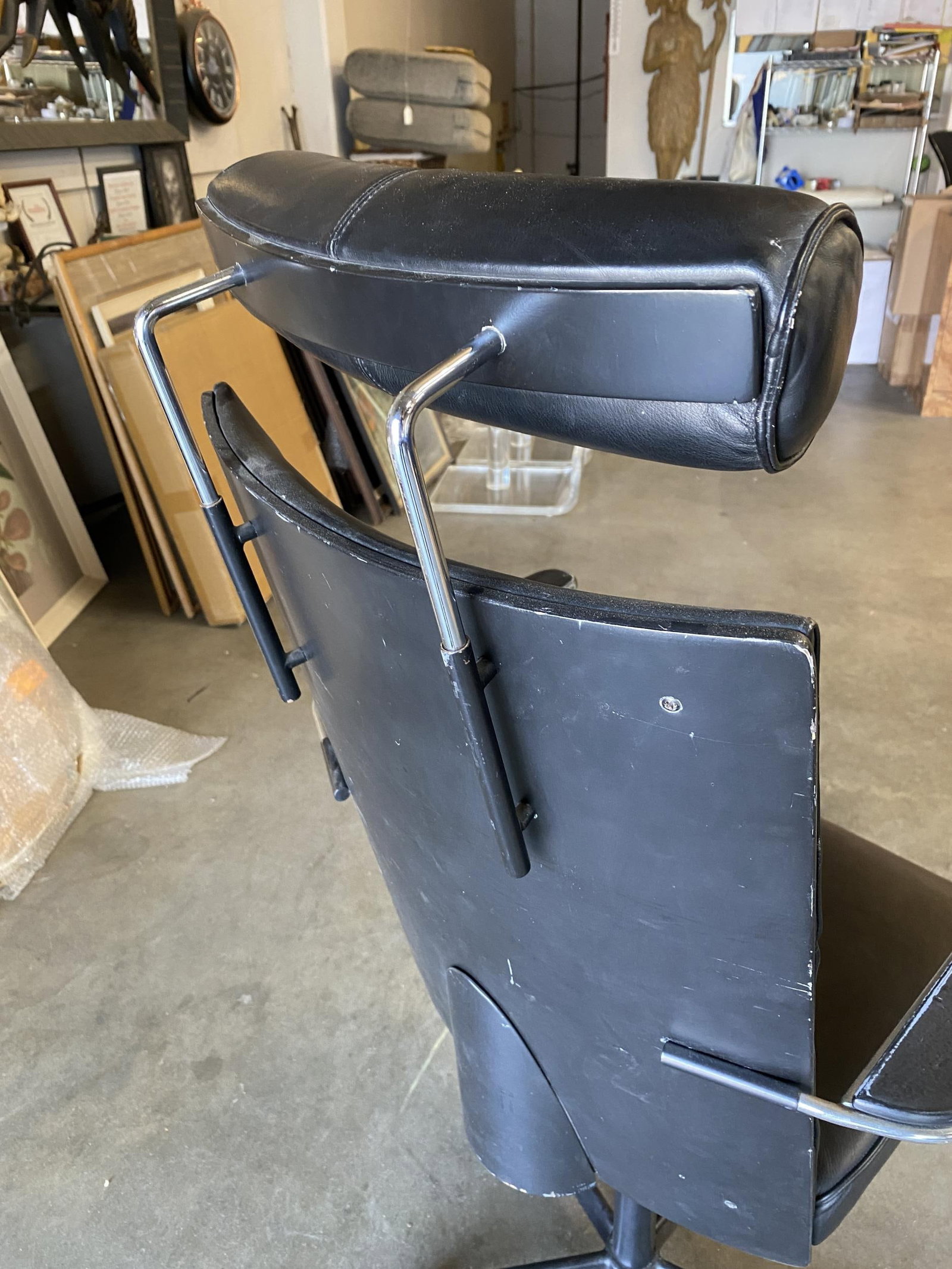 1980's Danish Modern Black and Chrome Executive Desk Chair by Kevi - 15