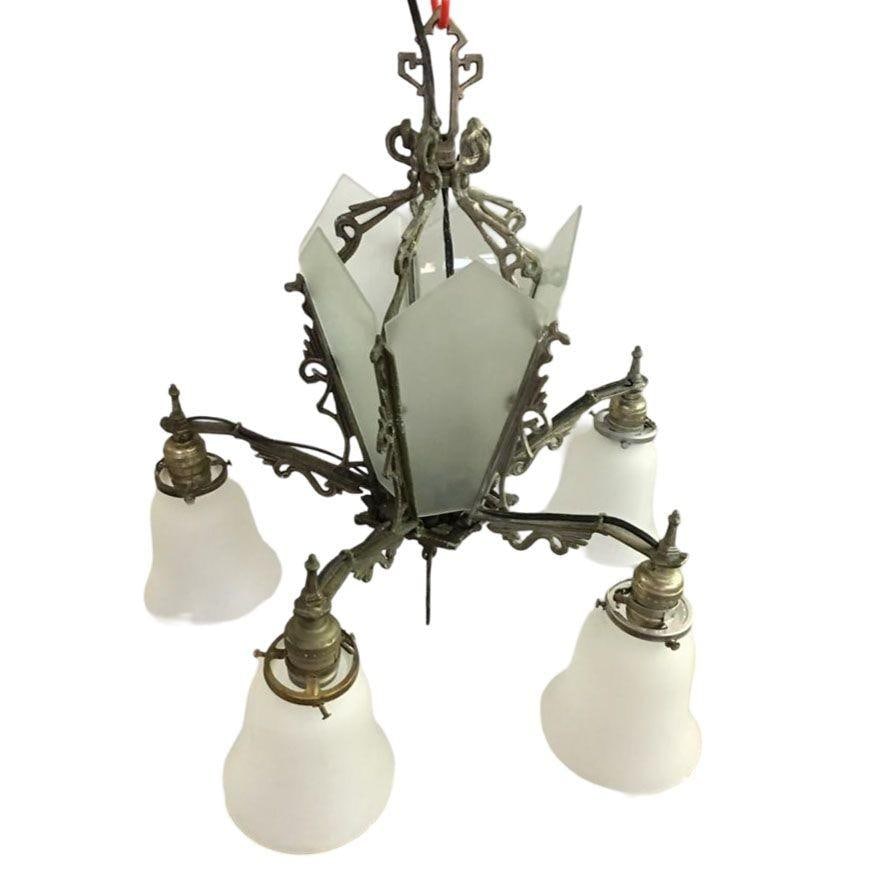 Art Deco Slat Glass Hanging Light Chandelier With Geometric Details - 20