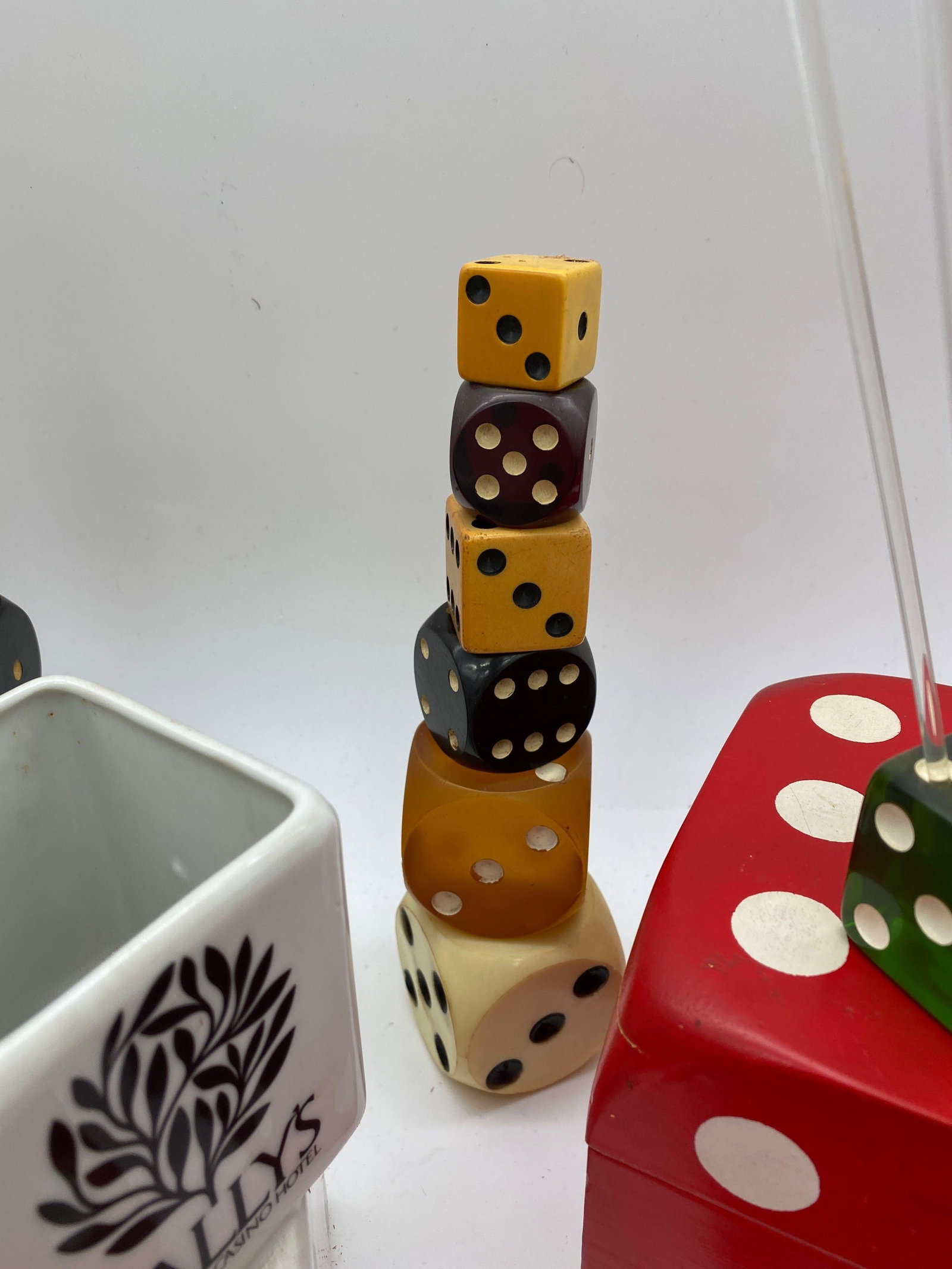 Lifetime Las Vegas Art Deco / Mid-Century Dice Collection - 15
