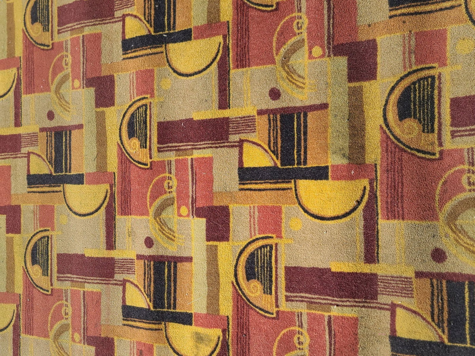 Large 22.7' Art Deco Edward Fields Style Area Rug from the Queen Mary - 4
