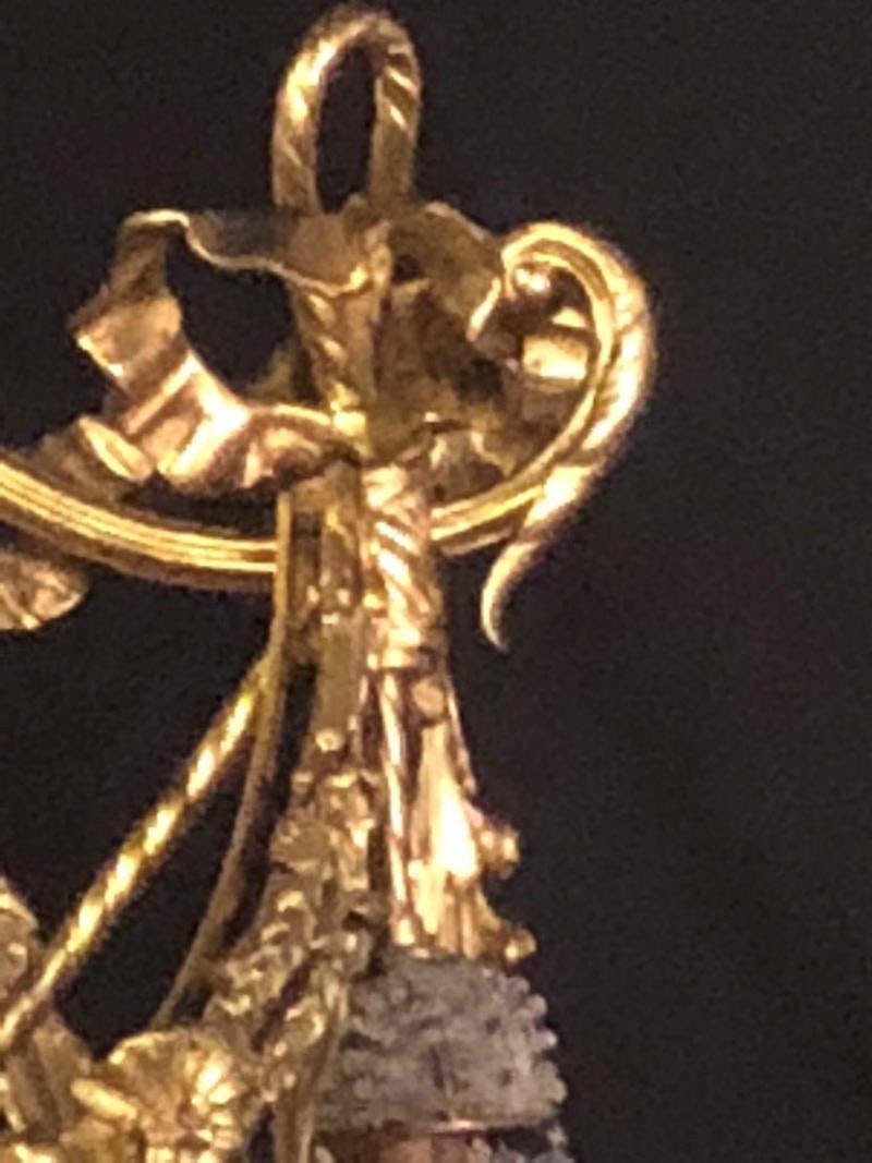 Louis XVI Style Russian Neoclassical Doré Bronze and Crystal Chandelier - 7