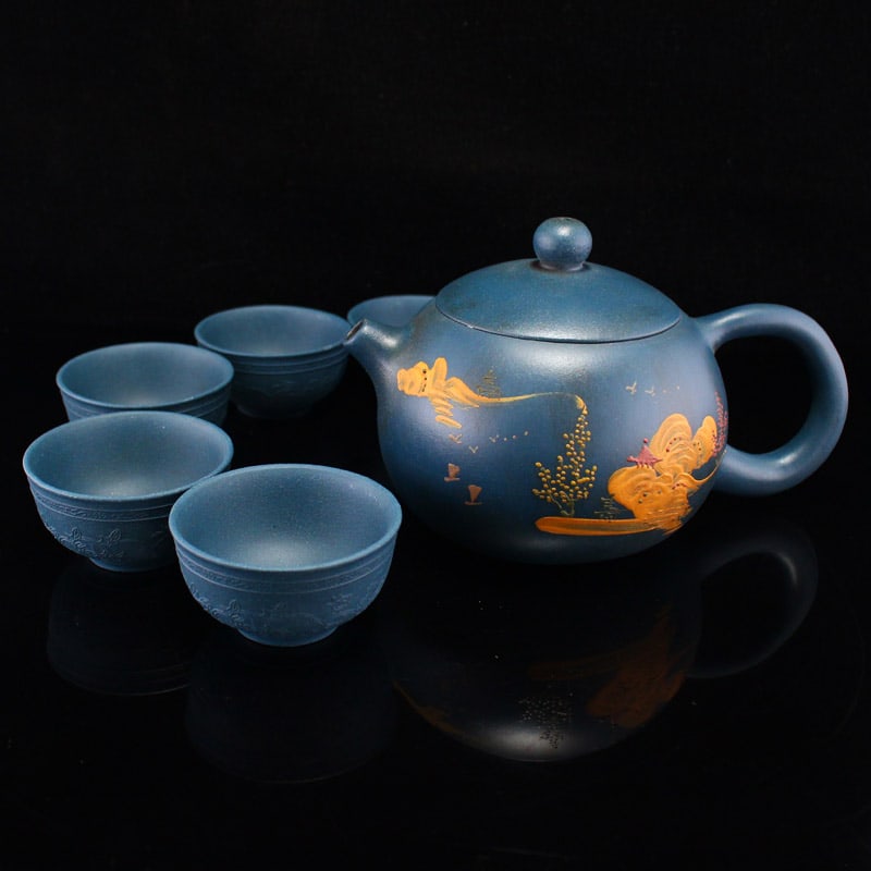 A Set Yixing Zisha Clay Teapot & Cup (1 of 8)