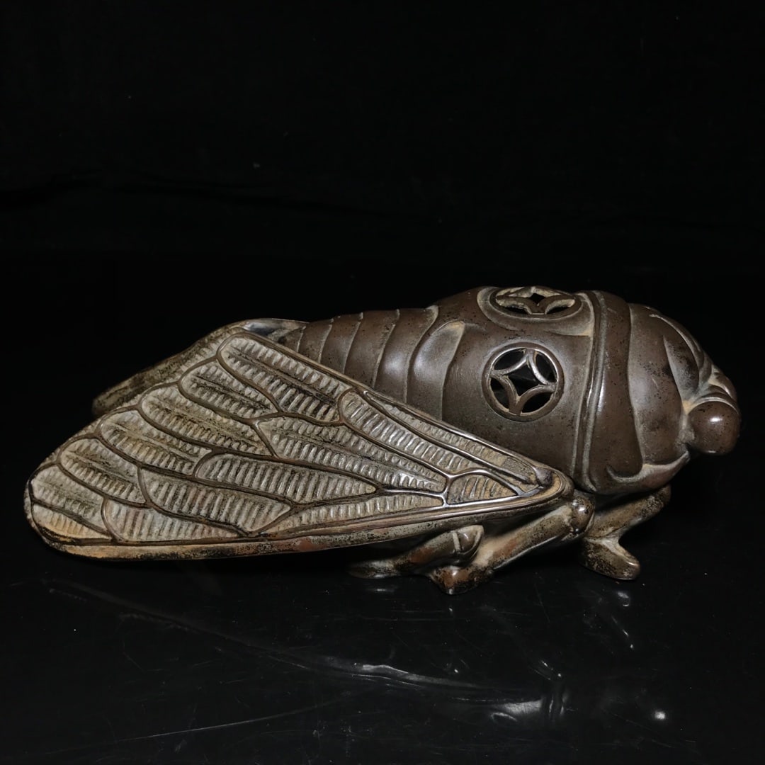 Bronze Incense Burner - Cicada (1 of 9)