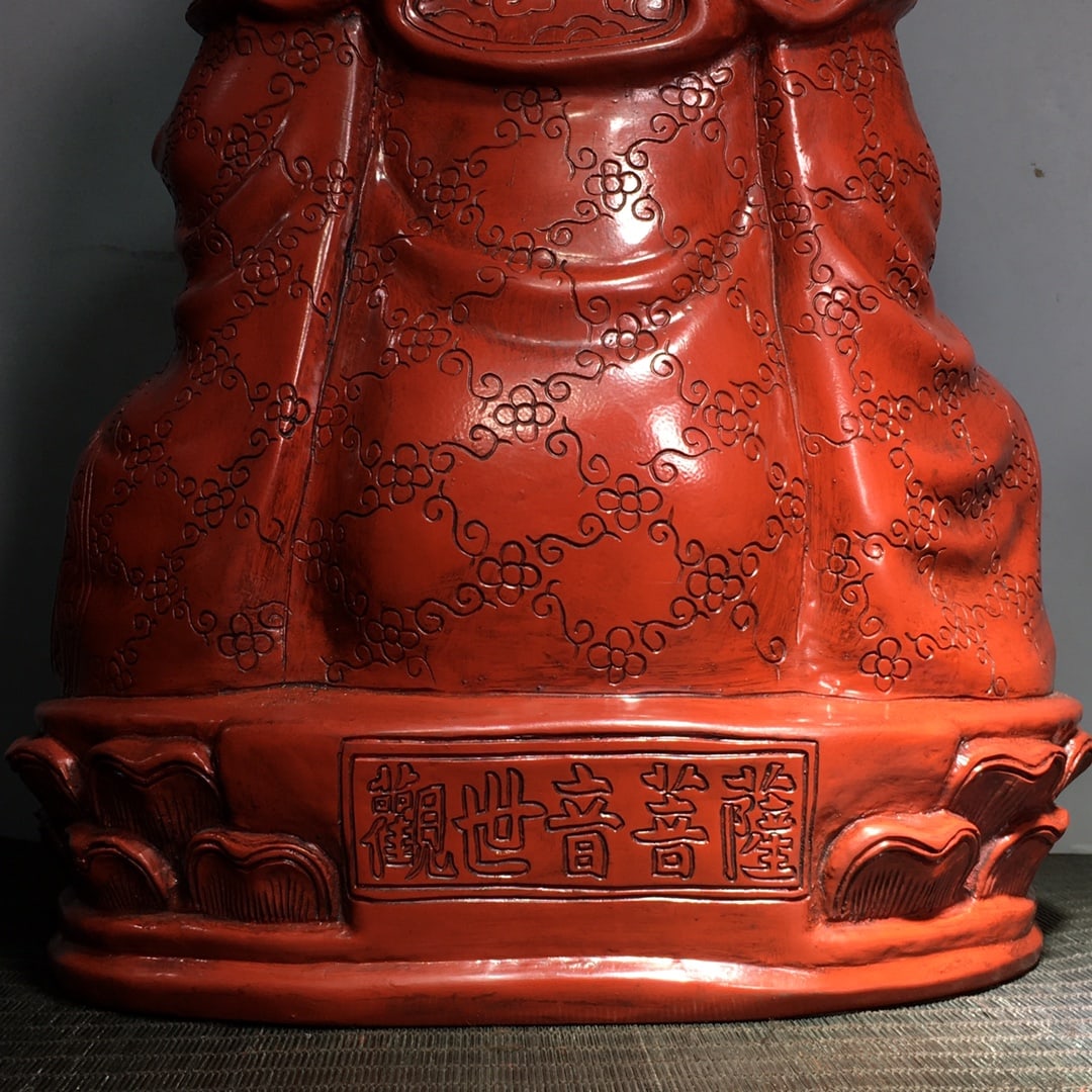 Red Lacquerware Statue - Kwan-yin - 2