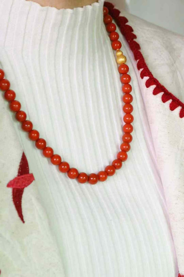 9.5mm Nanhong Agate Beads & Gilt Gold Silver Gourd Necklace - 8