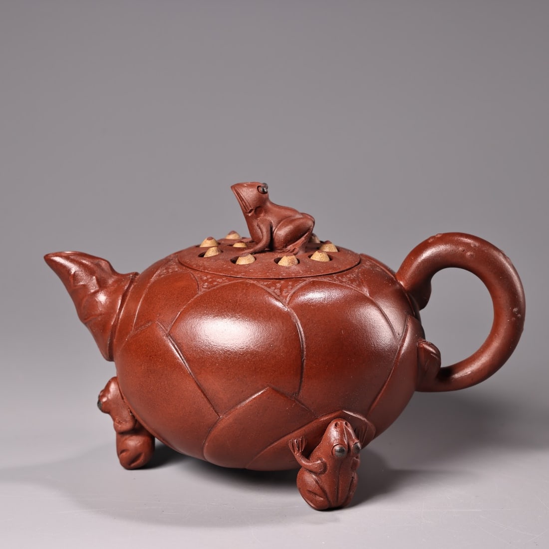 Yixing Zisha Clay Frog Teapot w Artist Signed - 2