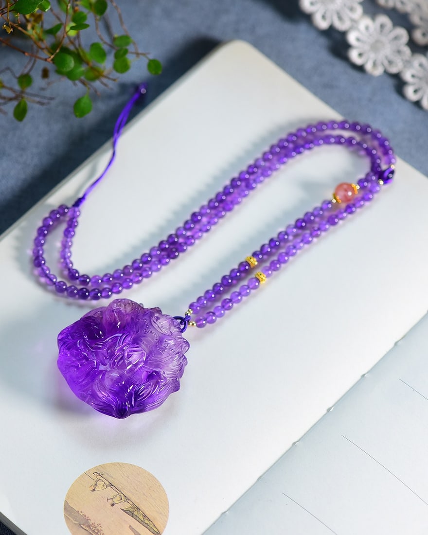 Natural Amethyst Pendant - Fox - 4