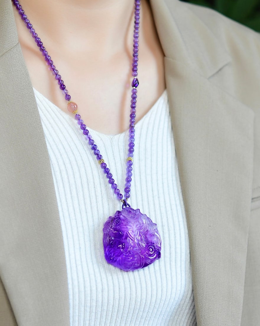 Natural Amethyst Pendant - Fox - 5