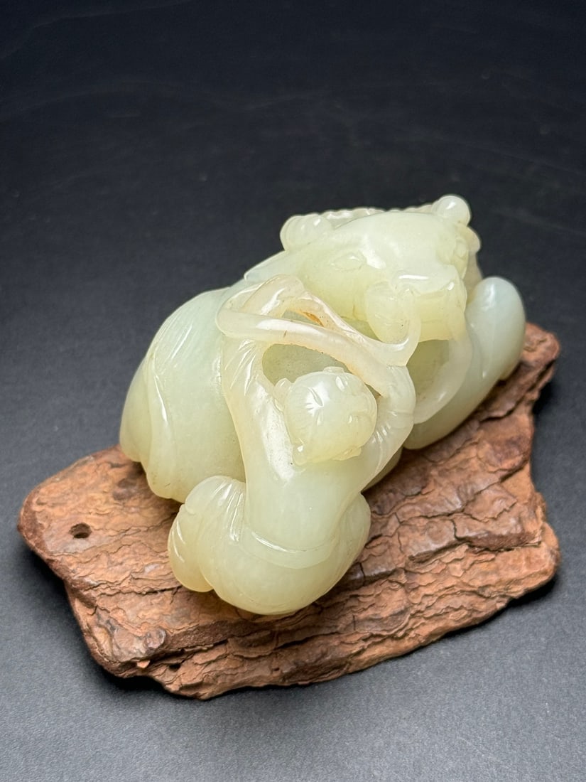 Hetian Jade Hand-Carved Ox & Kid Pendant Statue - 3